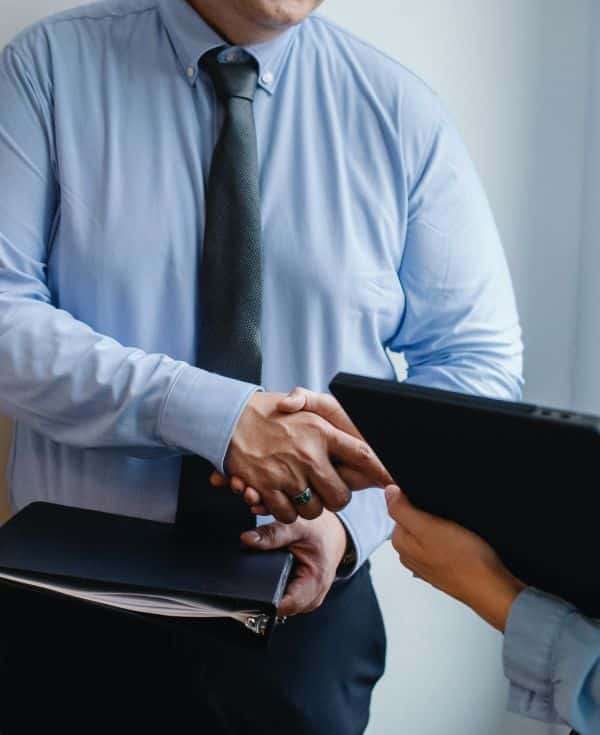Closing deals on commodities